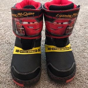 lightning mcqueen snow boots
